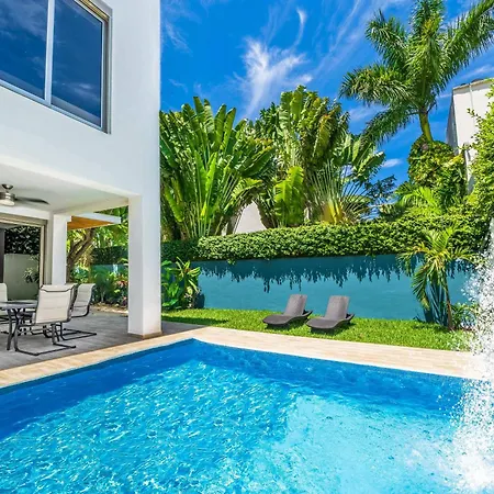 4 Bedroom Luxury Villa With Private Pool